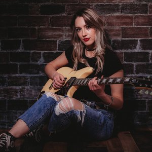 Nicole Ash için avatar