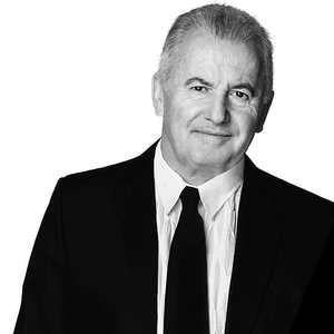 Víctor Manuel photo provided by Last.fm