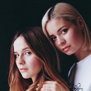Gabrielle Aplin & Nina Nesbitt 的头像