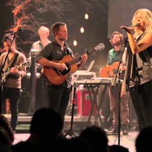 Bethel Music  Jenn Johnson 的头像
