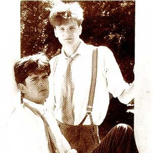 “Rupert Everett and Colin Firth”的封面