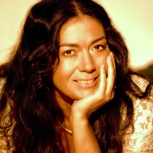 Carmen Cuesta-Loeb 的头像