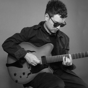 Adam Ratner 的头像