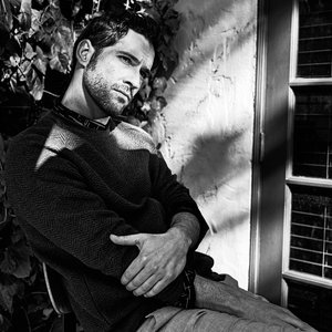 Tom Ellis için avatar