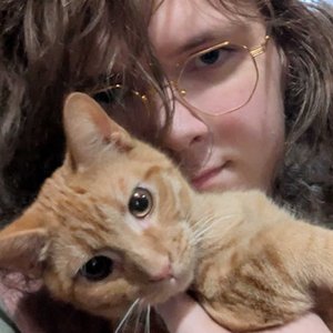 lunarmoron 的头像