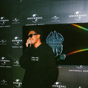 Jé Santiago e TrapHits 的头像