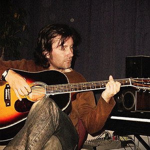 Ian Neal 的头像