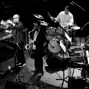 Dave Douglas & Keystone のアバター