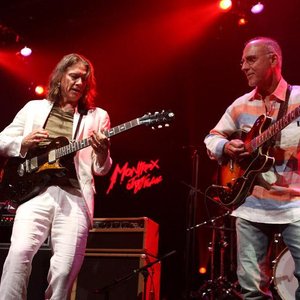 Awatar dla Larry Carlton & Robben Ford