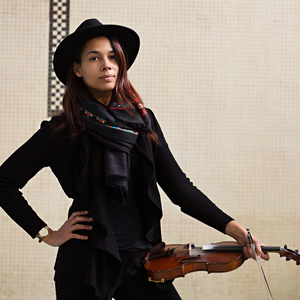 Rhiannon Giddens photo provided by Last.fm