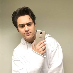 Enrique Gil のアバター