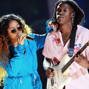 Daniel Caesar, H.E.R. 的头像