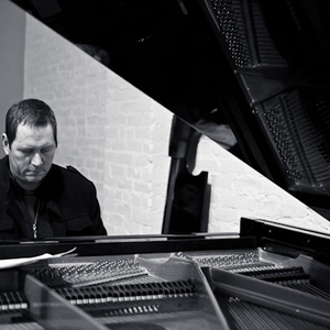 Russ Lossing photo provided by Last.fm