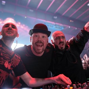 Dr. Peacock & The Sickest Squad 的头像