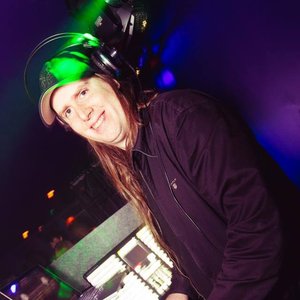 DJ Toast 的头像