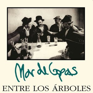 Entre los Árboles