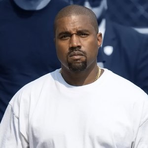 Hey There Delilah but it's Kanye's Voice (So Vits SVC)