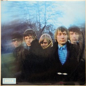 “Between The Buttons (Remastered)”的封面