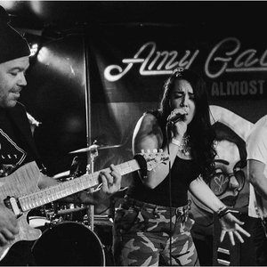 Amy Gabba & The Almost Famous 的头像
