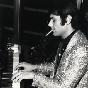 Avatar för Ferdi Özbeğen