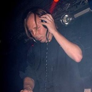 DJ Peter 的头像