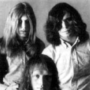 Neon Pearl photo provided by Last.fm