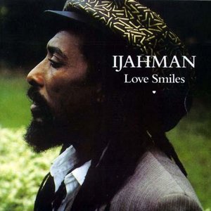 “Love Smiles”的封面