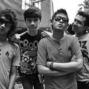 Thirteen için avatar