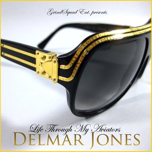 “LIFE THROUGH MY AVIATORS”的封面