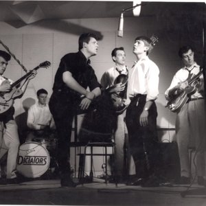 Tony Howard & The Dictators 的头像