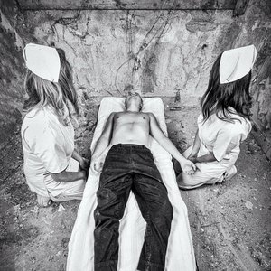 Falter - Single