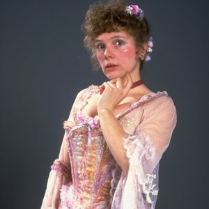 Maryann Plunkett 的头像