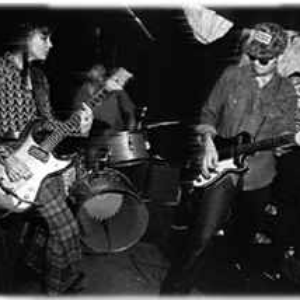 DM Bob & The Deficits photo provided by Last.fm