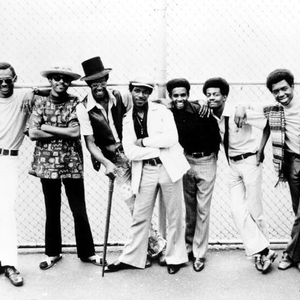 Kool & the Gang photo provided by Last.fm