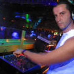 DJ Sylvain 的头像