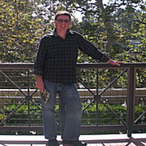 Mark P Segal 的头像