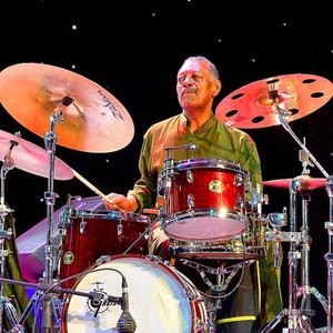 Avatar de Victor Lewis