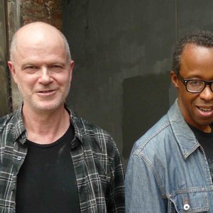 Matthew Shipp & Whit Dickey 的头像