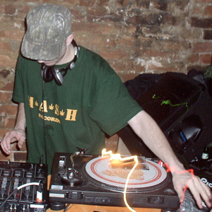 16 Armed Jack photo provided by Last.fm