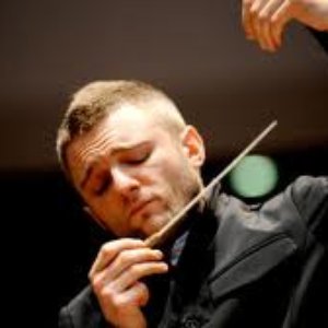 Kirill Karabits 的头像