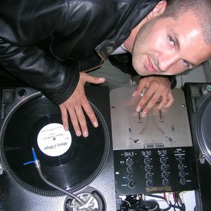 DJ Siens 的头像