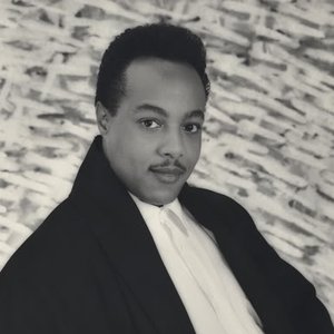Peabo Bryson 的头像