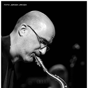 Michael Brecker Quindectet photo provided by Last.fm
