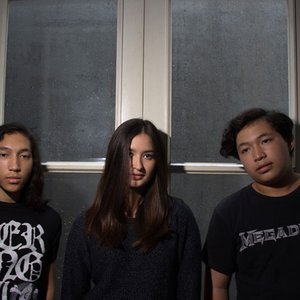 Goodbye Felicia & Stephanie Poetri 的头像