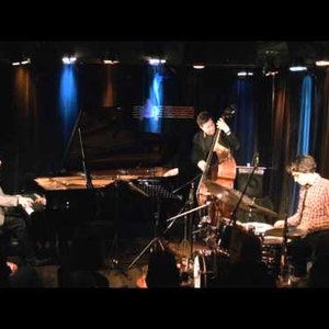 Аватар для The Alan Broadbent Trio