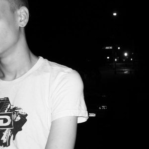 Sidney Frost 的头像