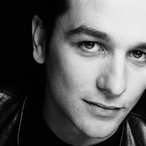 Matthew Rhys のアバター