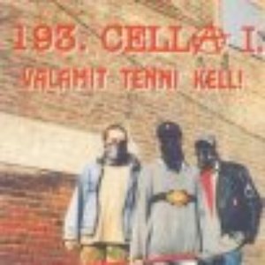 Valamit Tenni Kell
