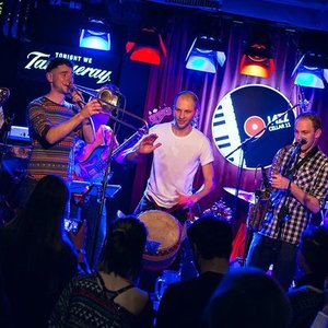 “Ojibo Afrobeat”的封面