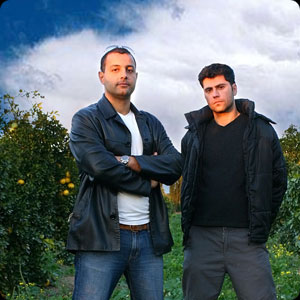 Elegant Universe photo provided by Last.fm